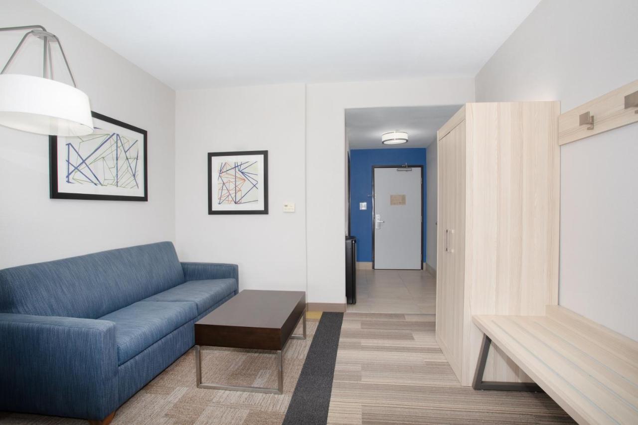 Holiday Inn Express & Suites Phoenix Glendale Dist By Ihg Quarto foto