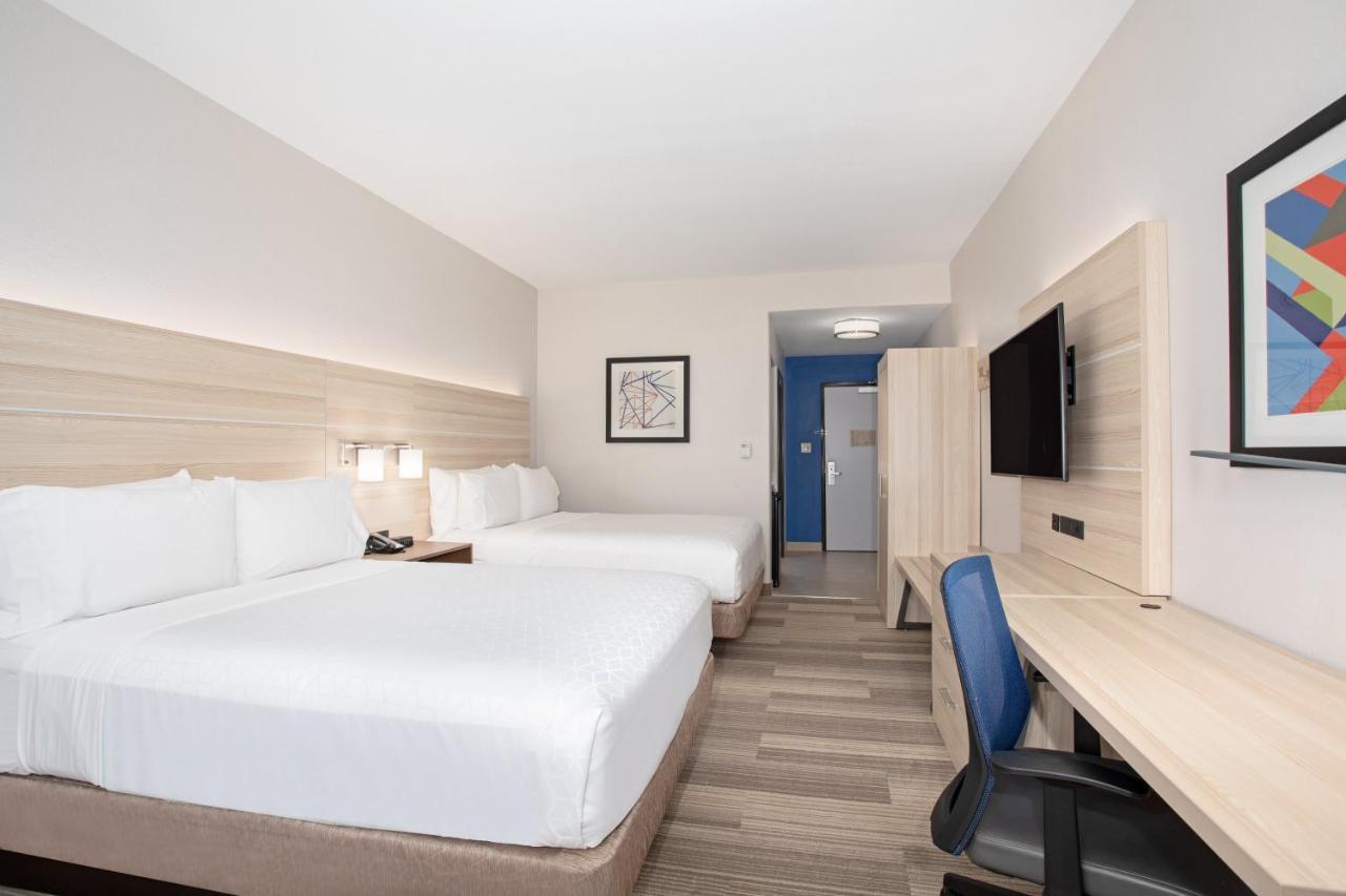 Holiday Inn Express & Suites Phoenix Glendale Dist By Ihg Exterior foto