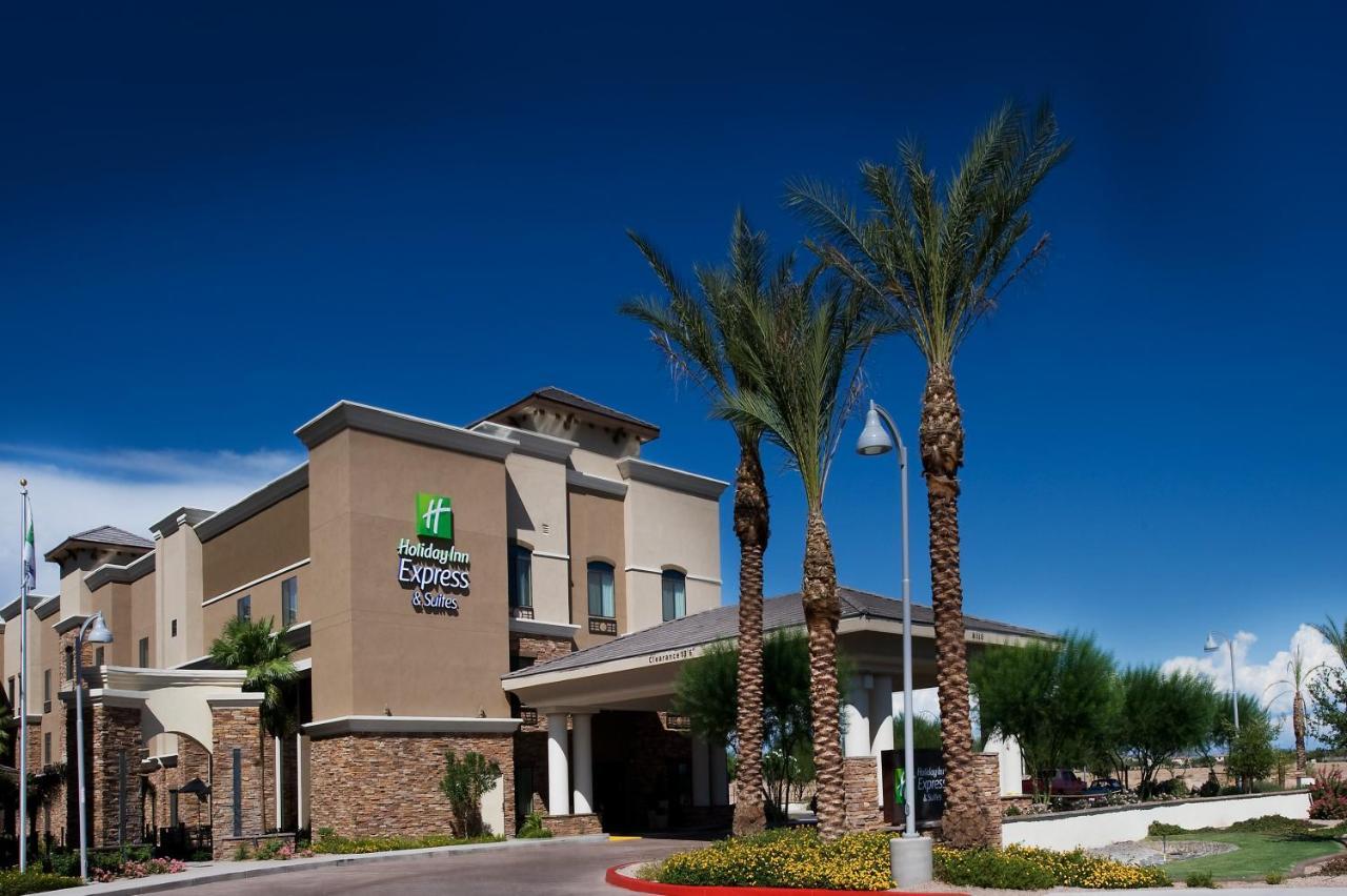 Holiday Inn Express & Suites Phoenix Glendale Dist By Ihg Exterior foto